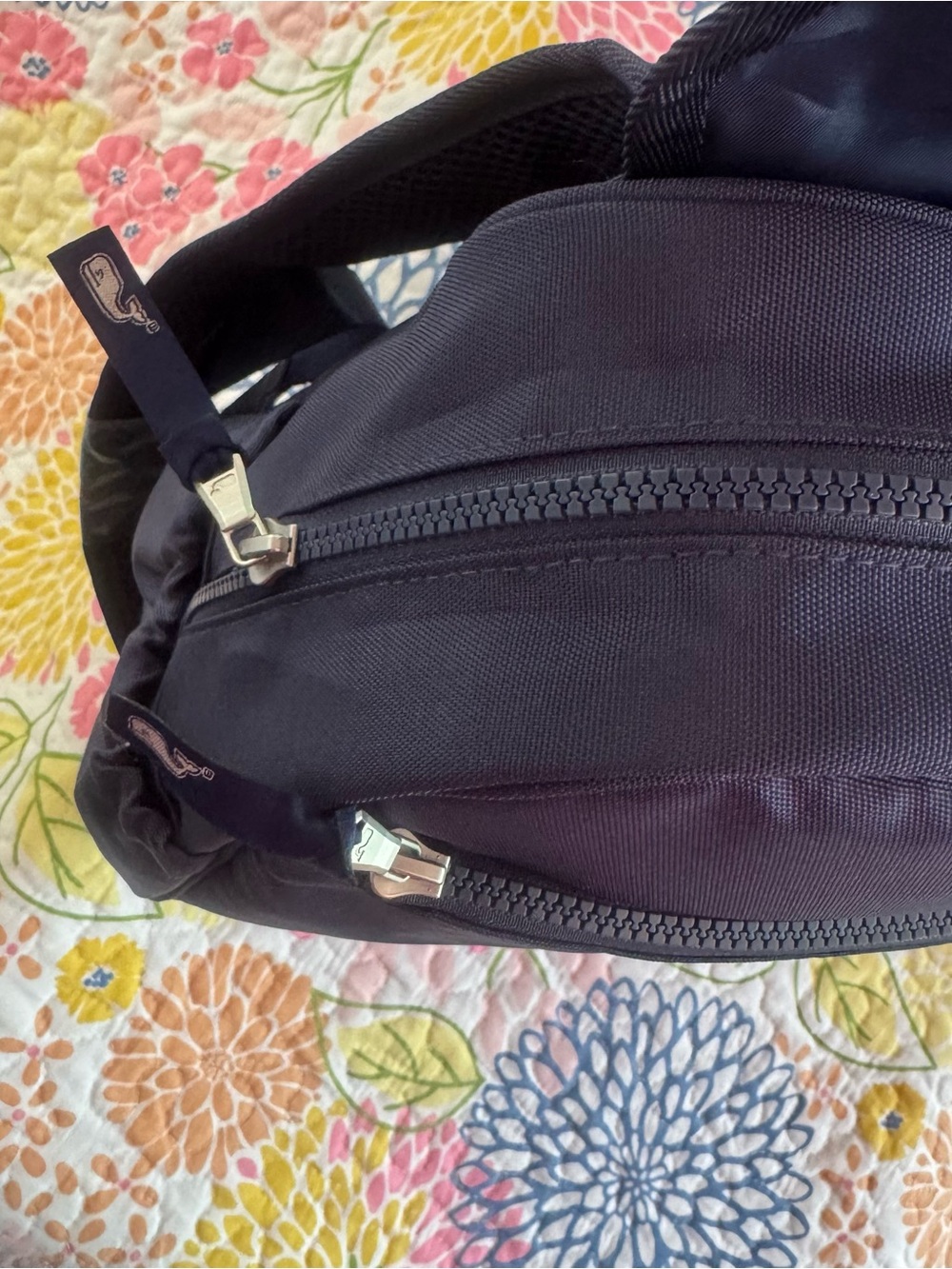 NWT vineyard vines diaper bag - Picture 3 of 4